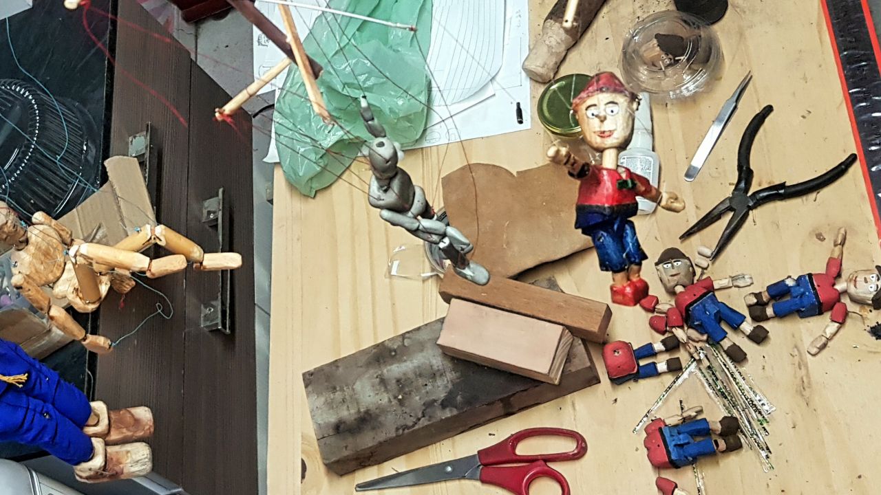 Wire-string puppet workshop