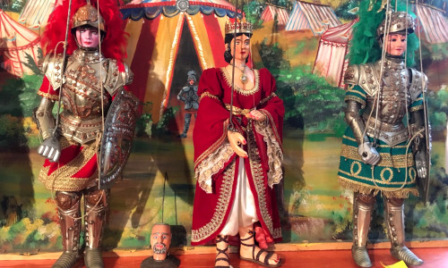 Marioneta siciliana con armadura, de la opera dei pupi
